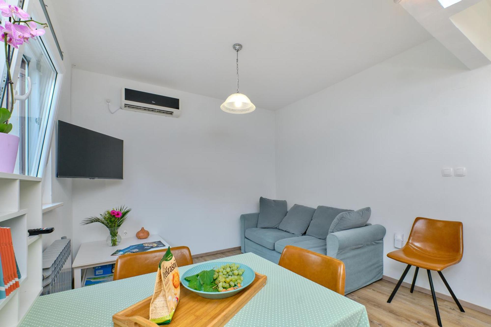 Apartment Pepermint - Iqm Destination Quality Veli Losinj Bagian luar foto